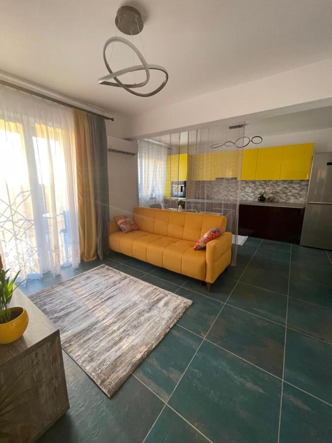 Talida's apartment colorful&brightnes Oradea Exterior foto