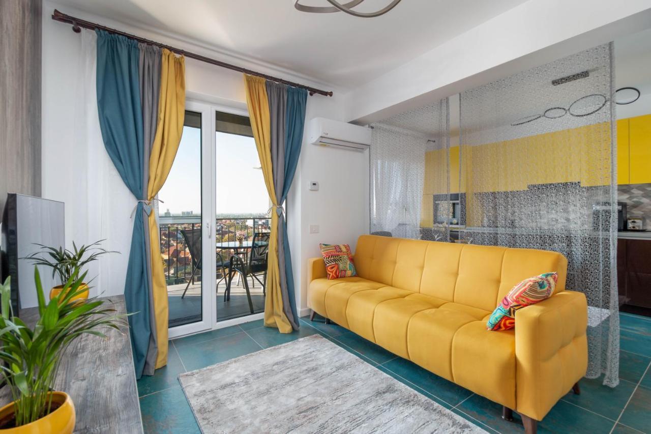 Talida's apartment colorful&brightnes Oradea Exterior foto